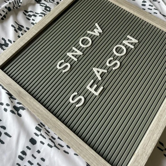 Letter board - Picture 2 of 12